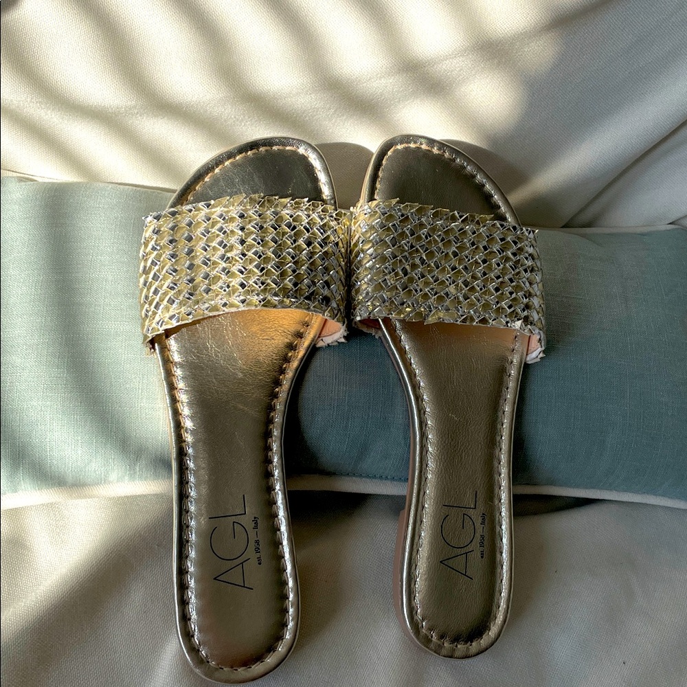 AGL Women's Metallic Woven Slide Sandals